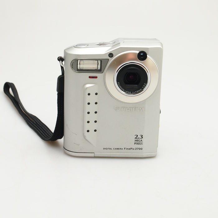 �y���Áz(�t�W�t�C����) FUJIFILM FinePix 2700 �f�W�^���J����