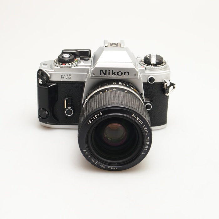 �y���Áz(�j�R��) Nikon FG �V���o�[ + Series E 36-72/3.5