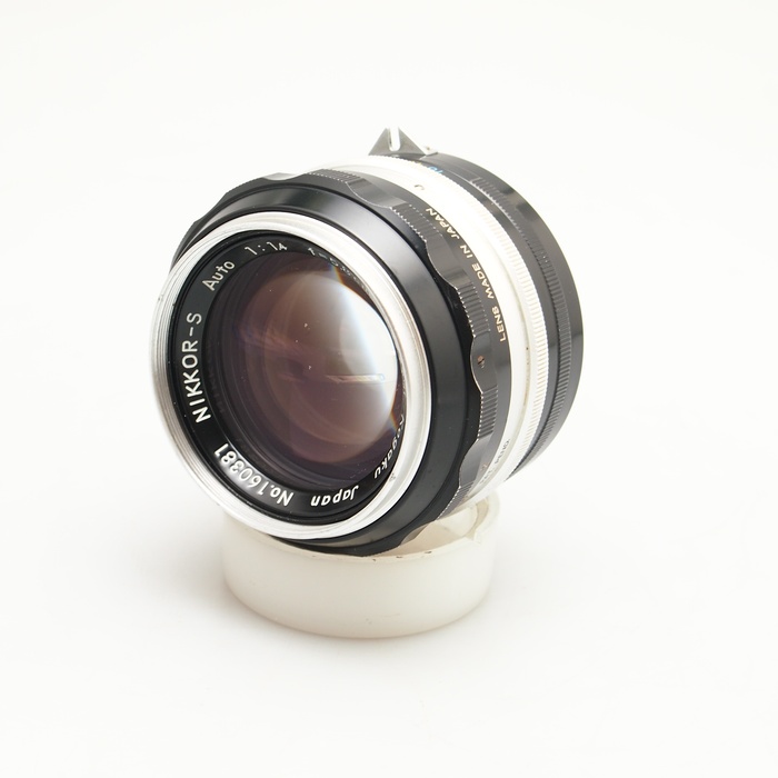 �y���Áz(�j�R��) Nikon NIKKOR-S Auto 5.8cm/1.4