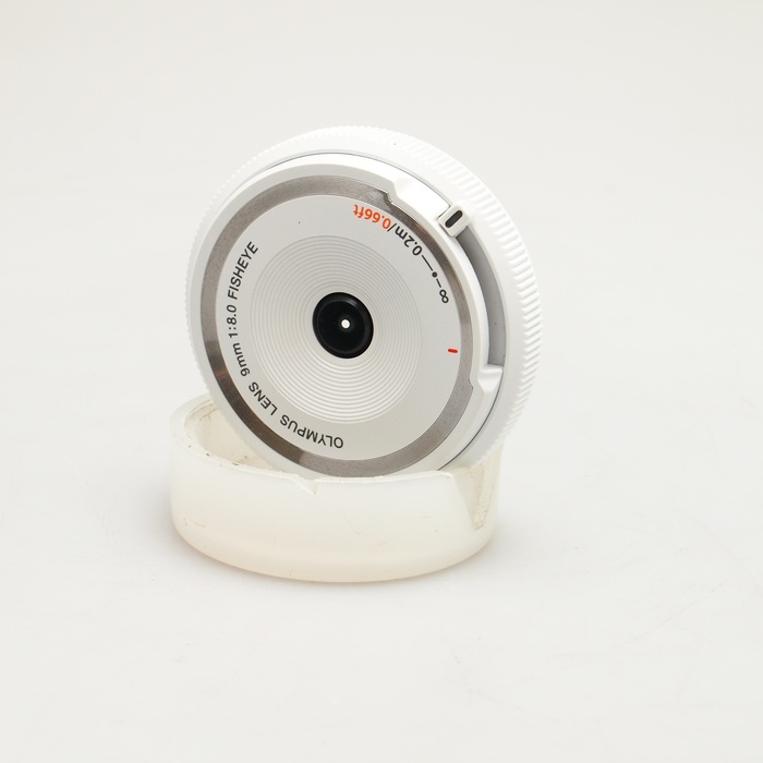 �y���Áz(�I�����p�X) OLYMPUS 9/F8 Fisheye BCL-0980 WHT �{�f�B�L���b�v�����Y