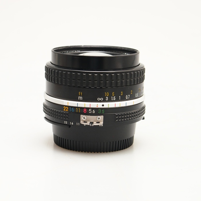 �y���Áz(�j�R��) Nikon AI 20/3.5