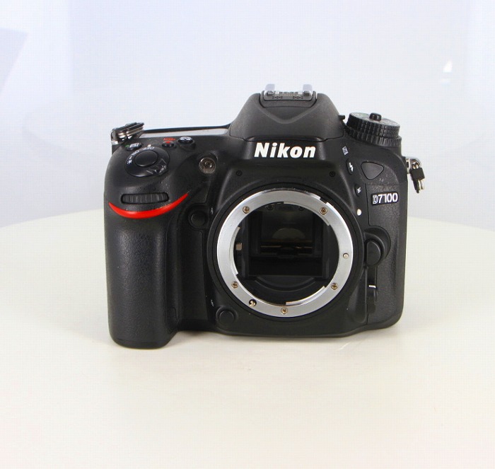 【中古】(ニコン) Nikon D7100 ボデイ