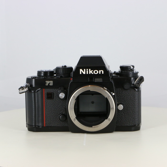 値下げ‼️Nikon F3ボディ 付属品あり-