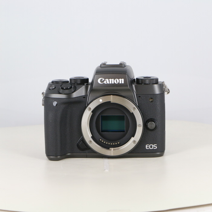 yÁz(Lm) Canon EOS M5 {fC