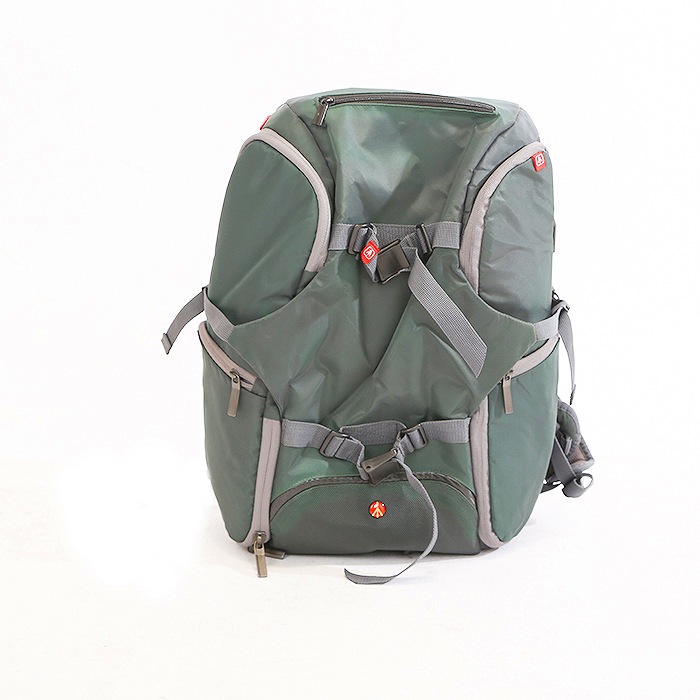 �y���Áz(�}���t���b�g) Manfrotto MB MA-TRF Travel Bacpack