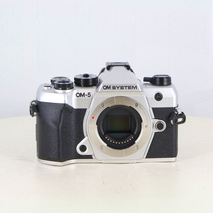 【中古】(オーエムシステム) OM SYSTEM OM-5 MARKII ボディ ブラック