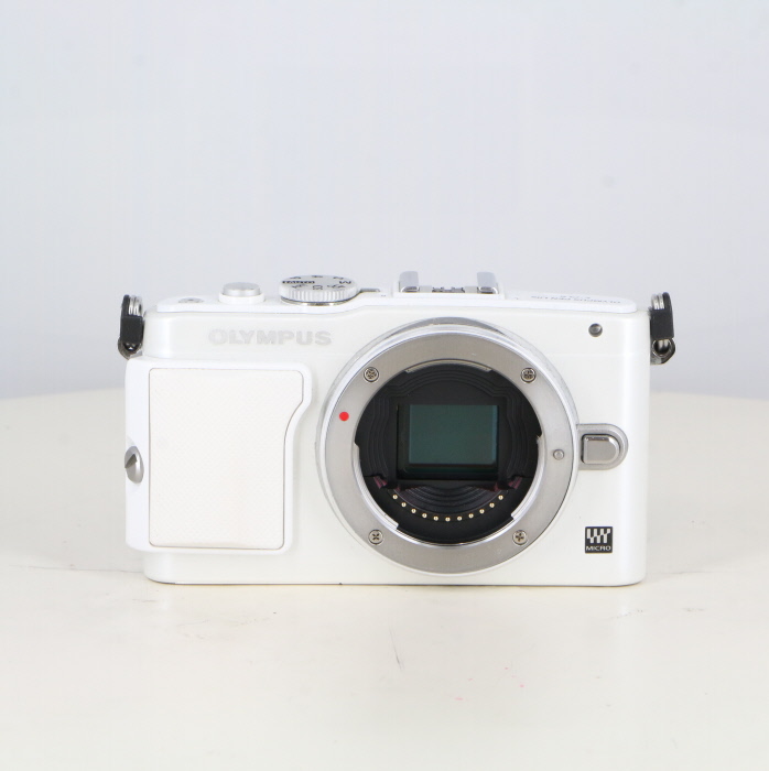 【中古】(オリンパス) OLYMPUS E-PL6 ボデイ ホワイト