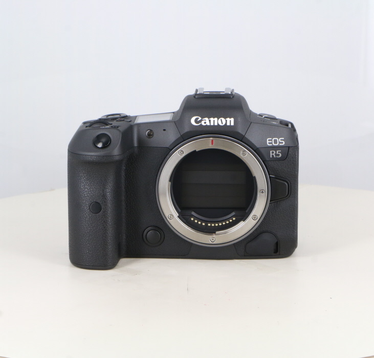 �y���Áz(�L���m��) Canon EOS R5 �{�f�C