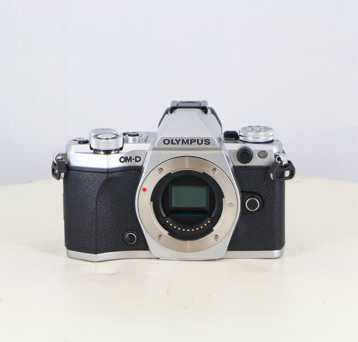 �y���Áz(�I�����p�X) OLYMPUS OM-D E-M5 MARK2 �{�f�C �V���o�[