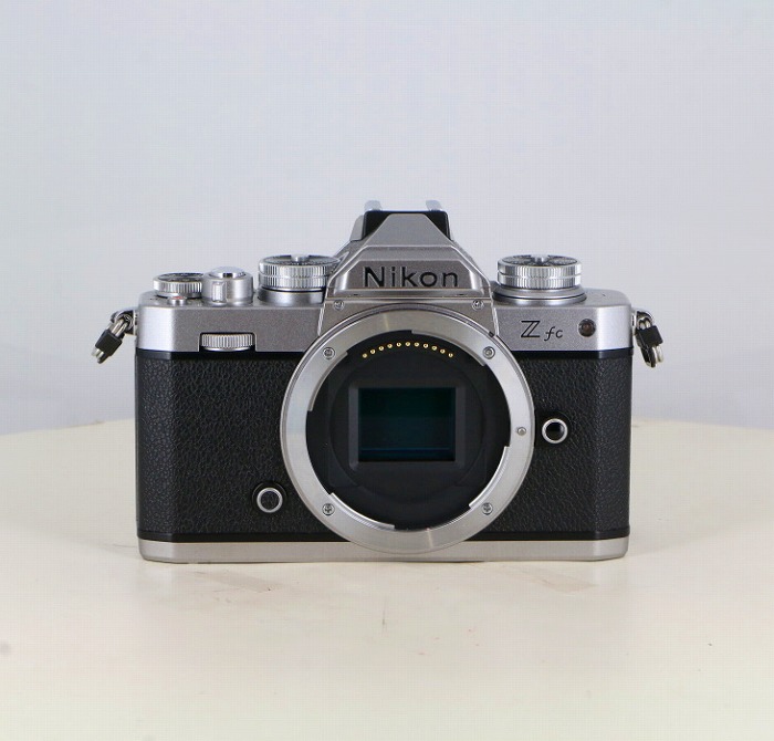 �y���Áz(�j�R��) Nikon Z fc �{�f�B �V���o�[