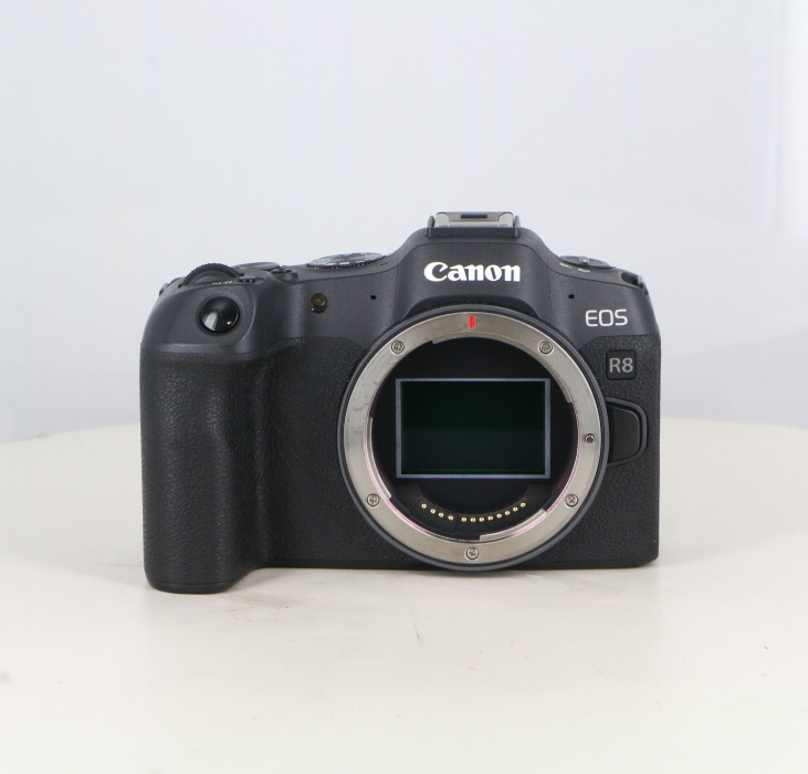 【中古】(キヤノン) Canon EOS R8 ボデイ