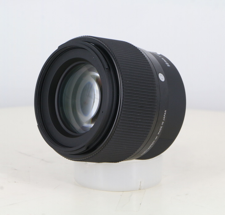 �y���Áz(�V�O�}) SIGMA C56/1.4 DC DN �t�WX�}�E���g�p