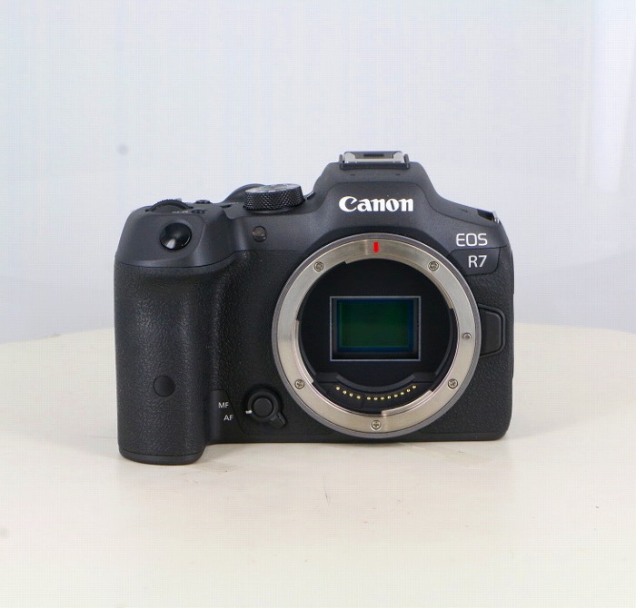 �y���Áz(�L���m��) Canon EOS R7 �{�f�C