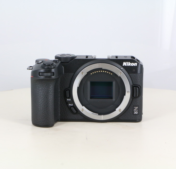�y���Áz(�j�R��) Nikon Z 30 �{�f�B
