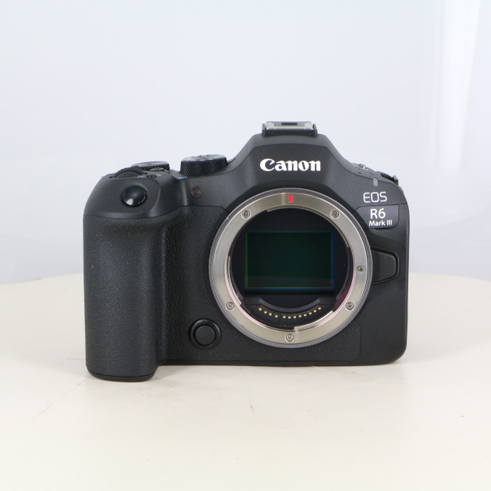 �y���Áz(�L���m��) Canon EOSR6 MarkIII �{�f�B