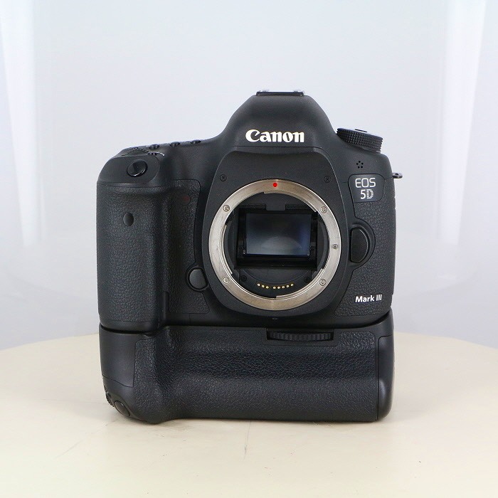 �y���Áz(�L���m��) Canon EOS5DMarkIII+�o�b�e���[�O���b�vBG-E11