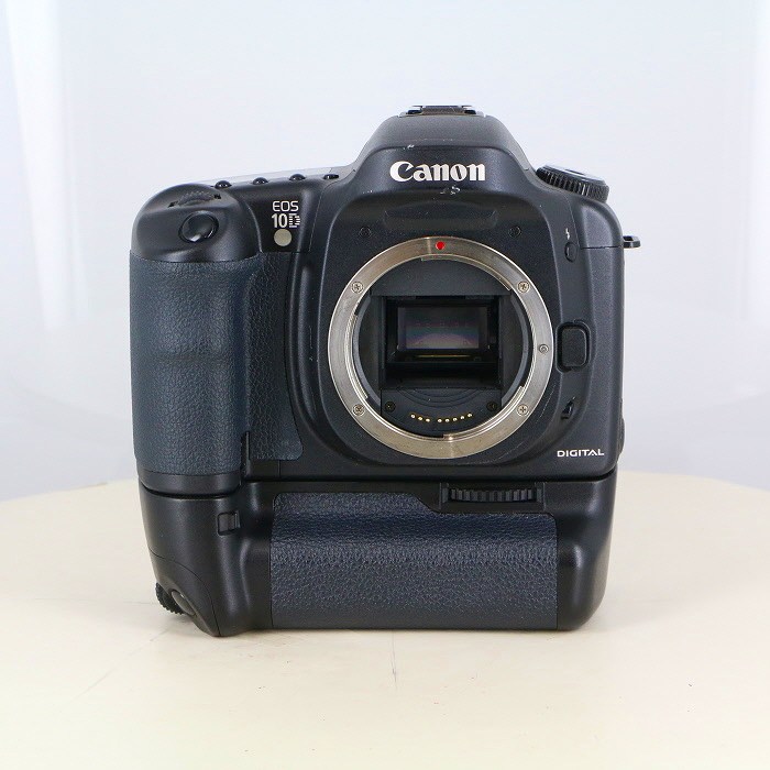 �y���Áz(�L���m��) Canon EOS10D+�o�b�e���[�O���b�vBG-ED3