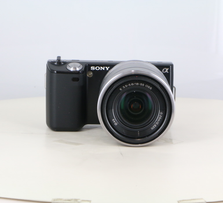 �y���Áz(�\�j�[) SONY NEX-5+18-55