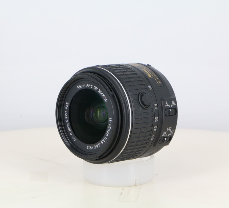 �y���Áz(�j�R��) Nikon AF-S DX18-55/3.5-5.6G VR II