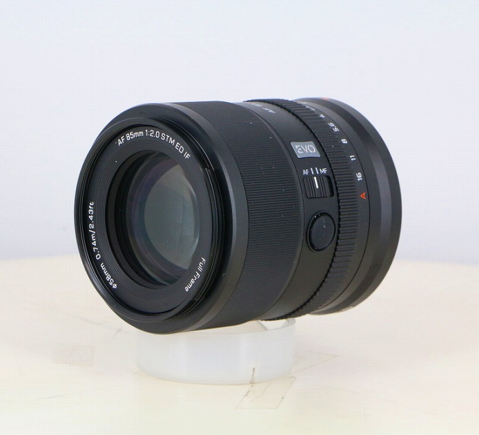 �y���Áz(VILTROX) VILTROX AF 85/2.0 �j�R��Z�}�E���g