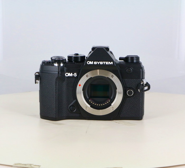 �y���Áz(�I�[�G���V�X�e��) OM SYSTEM OM-5 �{�f�B �u���b�N