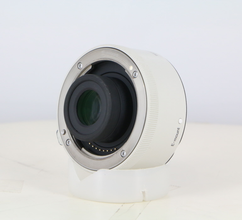 �y���Áz(�\�j�[) SONY SEL20TC 2X�e���R���o�[�^�[