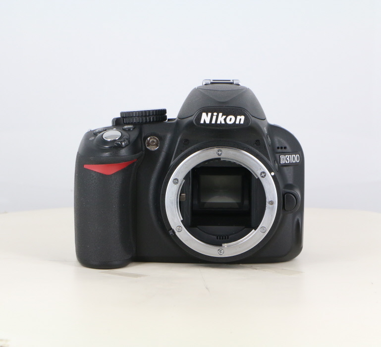 �y���Áz(�j�R��) Nikon D3100 �{�f�B