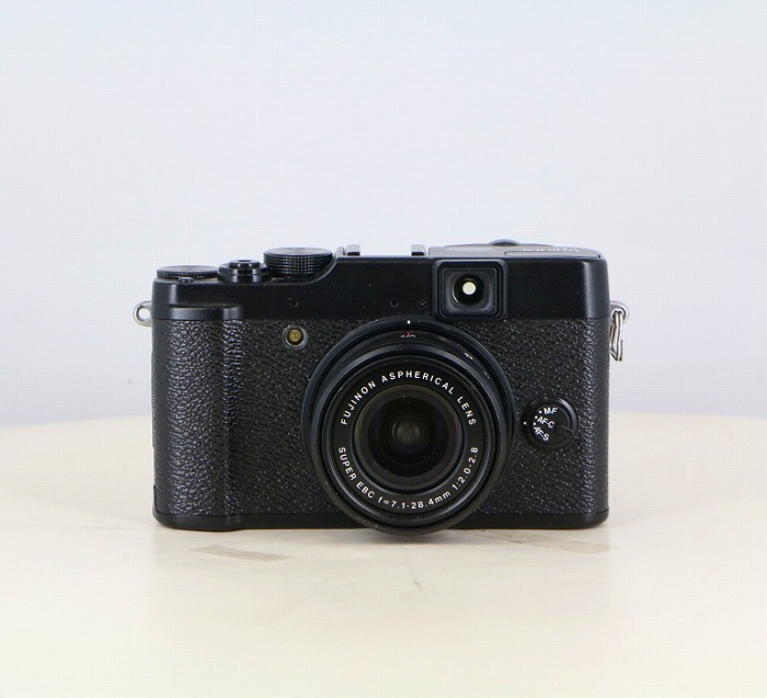 �y���Áz(�t�W�t�C����) FUJIFILM X10