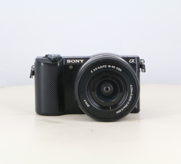 �y���Áz(�\�j�[) SONY ��5000(ILCE-5000)+E16-50PZ �����Y�L�b�g (�C�O�d�l)