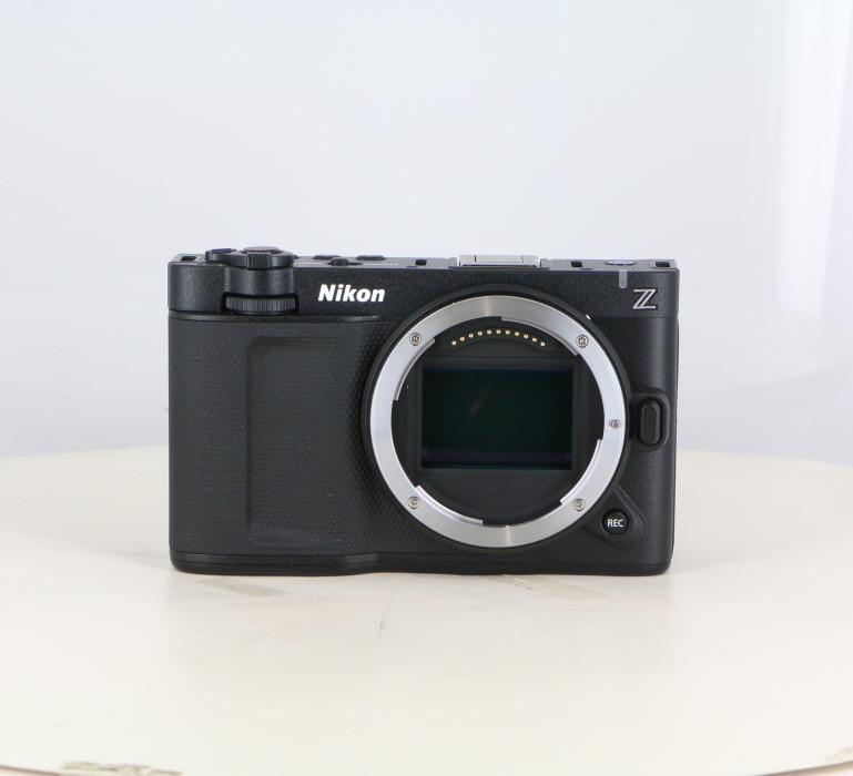 �y���Áz(�j�R��) Nikon ZR �{�f�B
