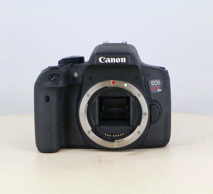 �y���Áz(�L���m��) Canon EOSKiss X8i �{�f�B