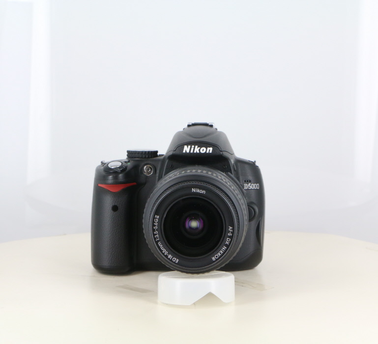 �y���Áz(�j�R��) Nikon D5000 18-55�����Y�L�c�g