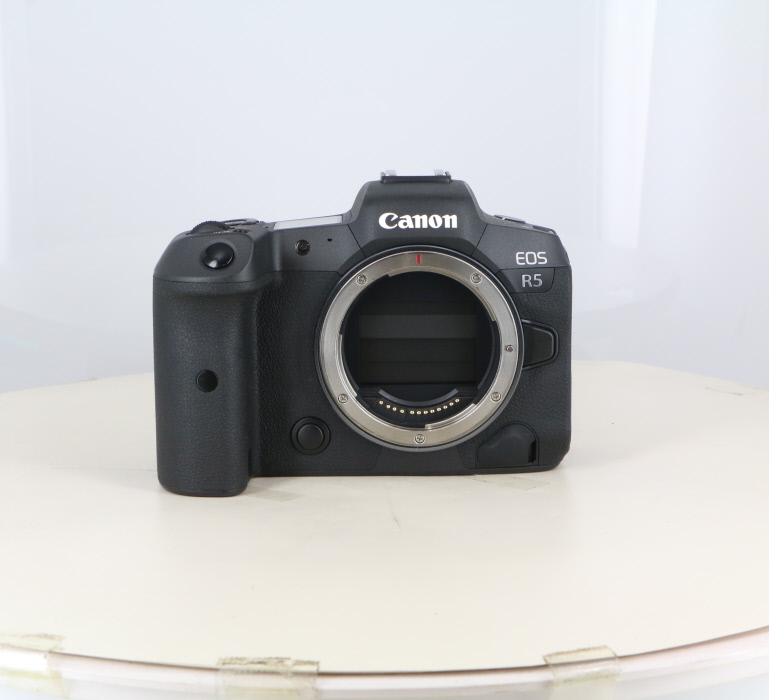 �y���Áz(�L���m��) Canon EOS R5 �{�f�C