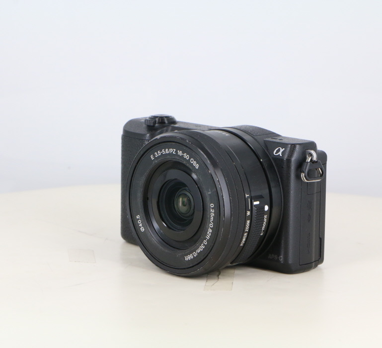 �y���Áz(�\�j�[) SONY ��5100+16-50�����Y�L�b�g (ILCE-5100L) �u���b�N