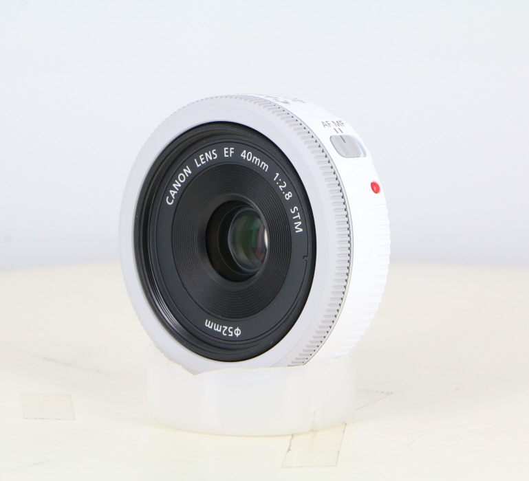 �y���Áz(�L���m��) Canon EF40/2.8 STM �z���C�g