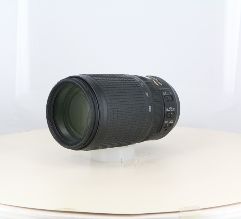�y���Áz(�j�R��) Nikon AF-S VR 70-300/4.5-5.6G IF-ED