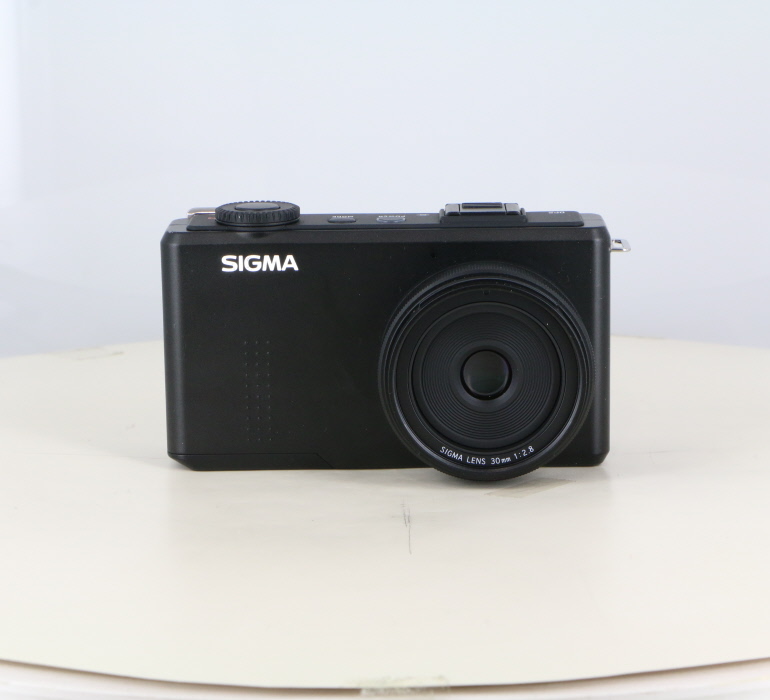 �y���Áz(�V�O�}) SIGMA DP2 Merrill