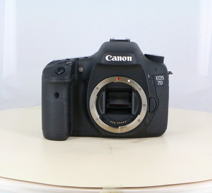 �y���Áz(�L���m��) Canon EOS7D �{�f�B