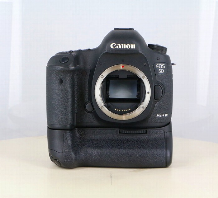 �y���Áz(�L���m��) Canon EOS5DMarkIII+�O���b�vBG-E11