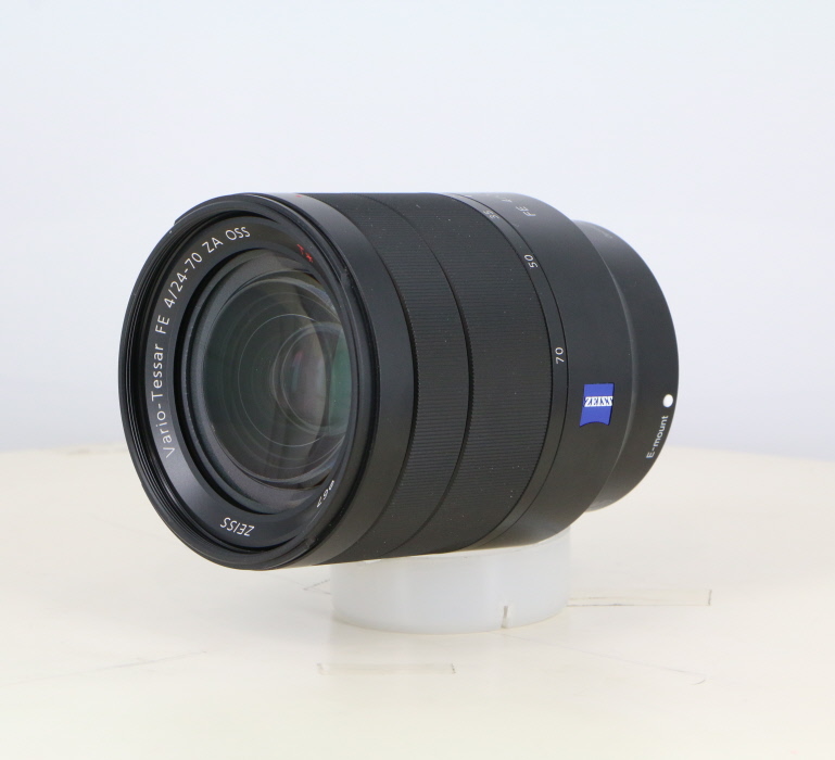 �y���Áz(�\�j�[) SONY VARIO-TESSAR T*FE24-70/4 ZA OSS