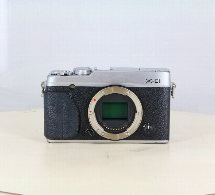 �y���Áz(�t�W�t�C����) FUJIFILM X-E1 �V���o�[ �{�f�B