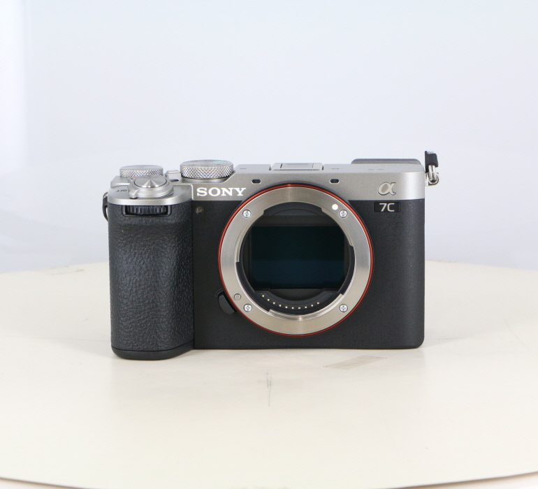 【中古】(ソニー) SONY α7CII (ILCE-7CM2) ボディ シルバー