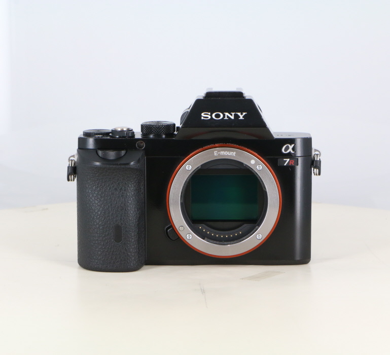 中古】(ソニー) SONY α7R (ILCE-7R) ボディ｜ナニワグループオンライン