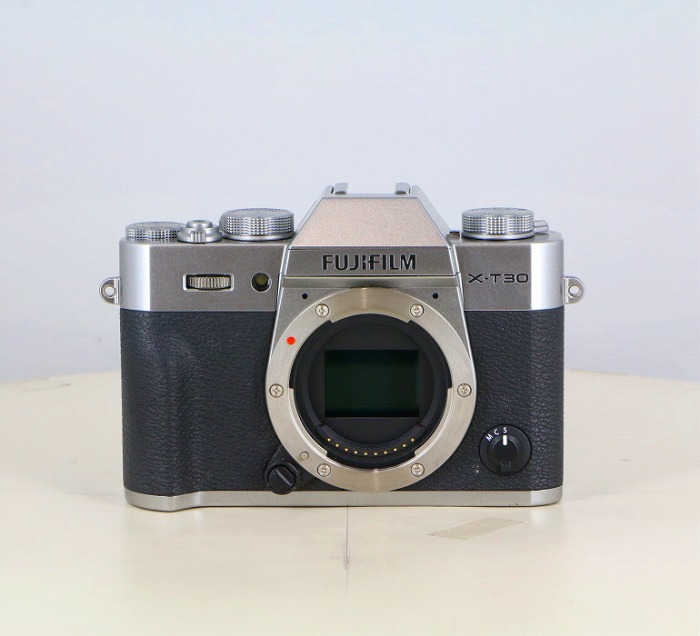 【中古】(フジフイルム) FUJIFILM X-T30 ボディ シルバー