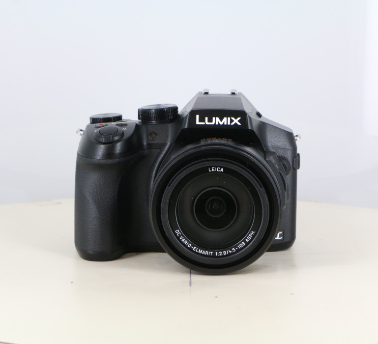 �y���Áz(�p�i�\�j�b�N) Panasonic DMC-FZ300