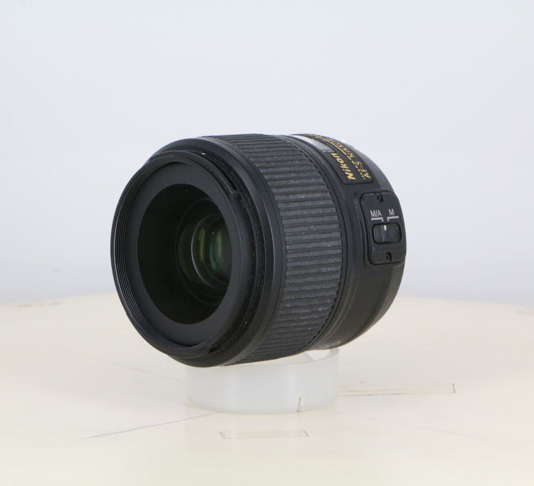 �y���Áz(�j�R��) Nikon AF-S 35/1.8G ED