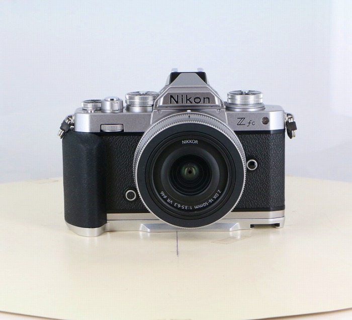 【中古】(ニコン) Nikon Zfc+16-50 VR レンズキット シルバー