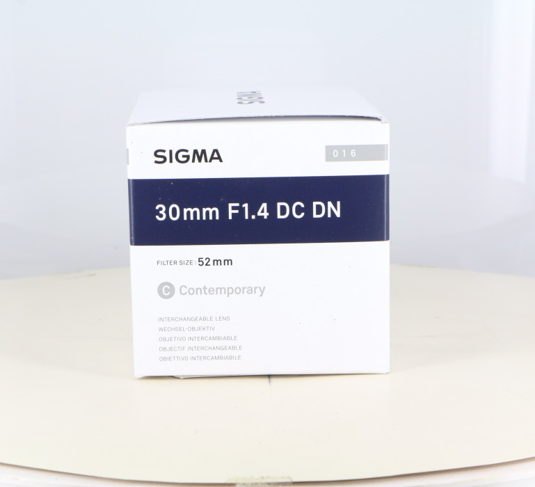 �y���Áz(�V�O�}) SIGMA C 30/1.4 DC DN �\�j�[E�}�E���g