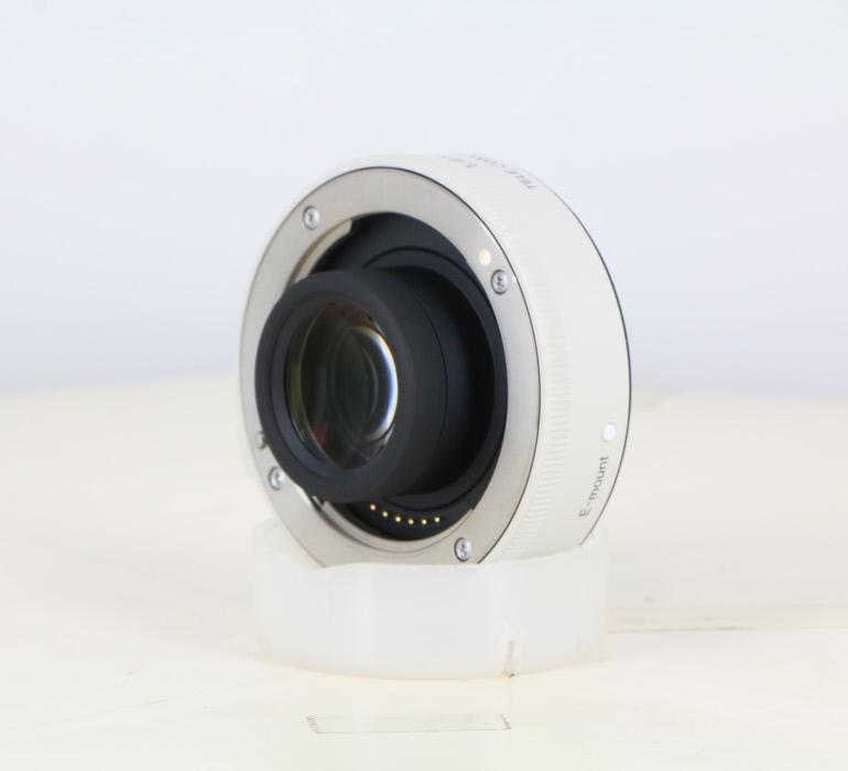 �y���Áz(�\�j�[) SONY SEL14TC 1.4X�e���R���o�[�^�[