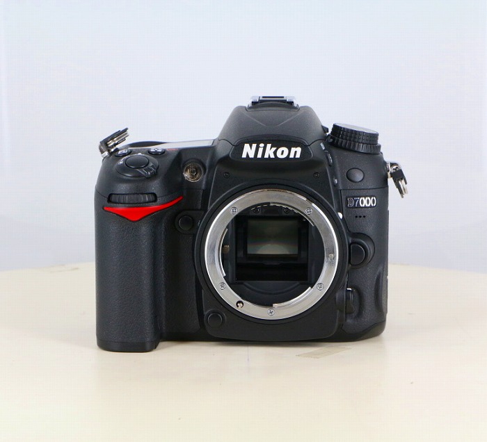 �y���Áz(�j�R��) Nikon D7000 �{�f�B
